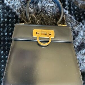 FERRAGAMO ICONIC TOP HANDLE